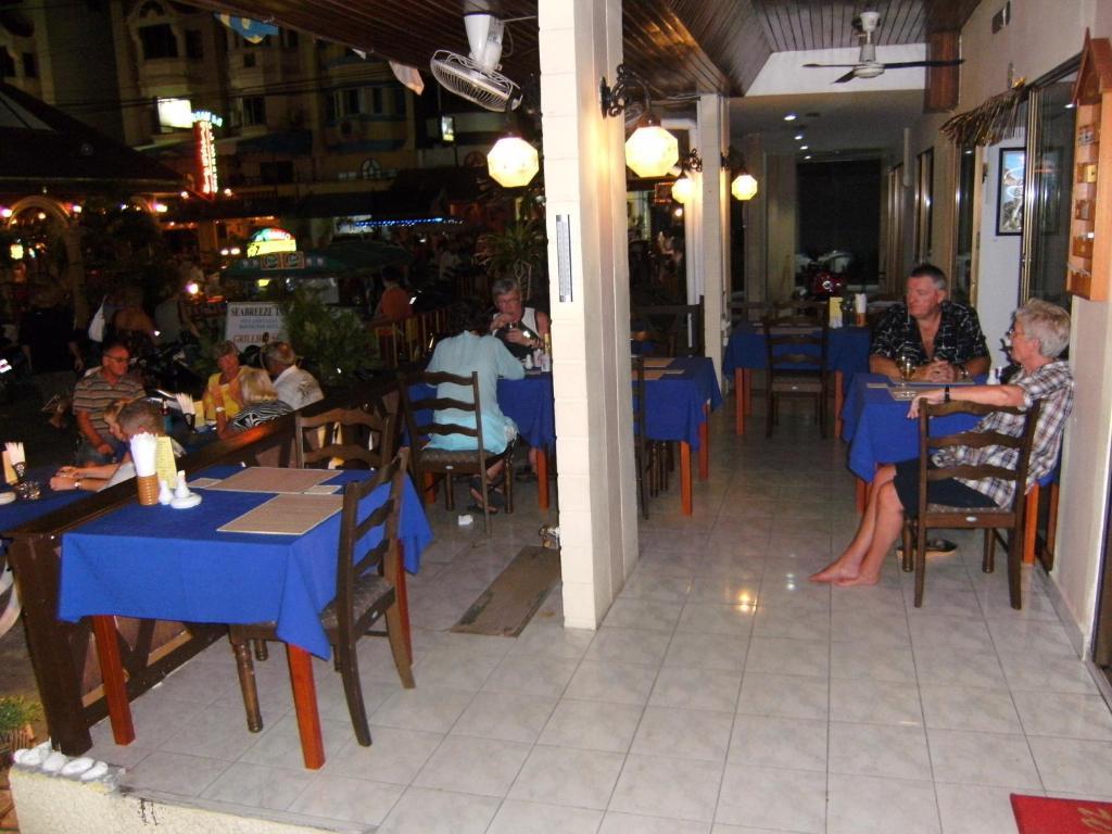 Seabreeze Inn Karon Kültér fotó